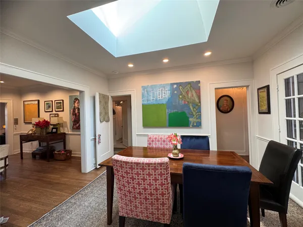 $4,795 | 807 Leonard Street, Austin, TX 78705