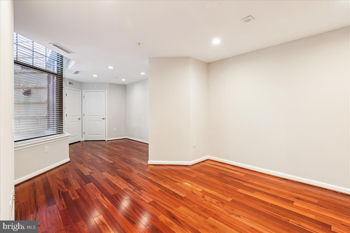 1021 North Garfield Street, Unit 117 Arlington, VA 22201 - Photo 5 of 30 Bedroom with bonus office space or sitting area