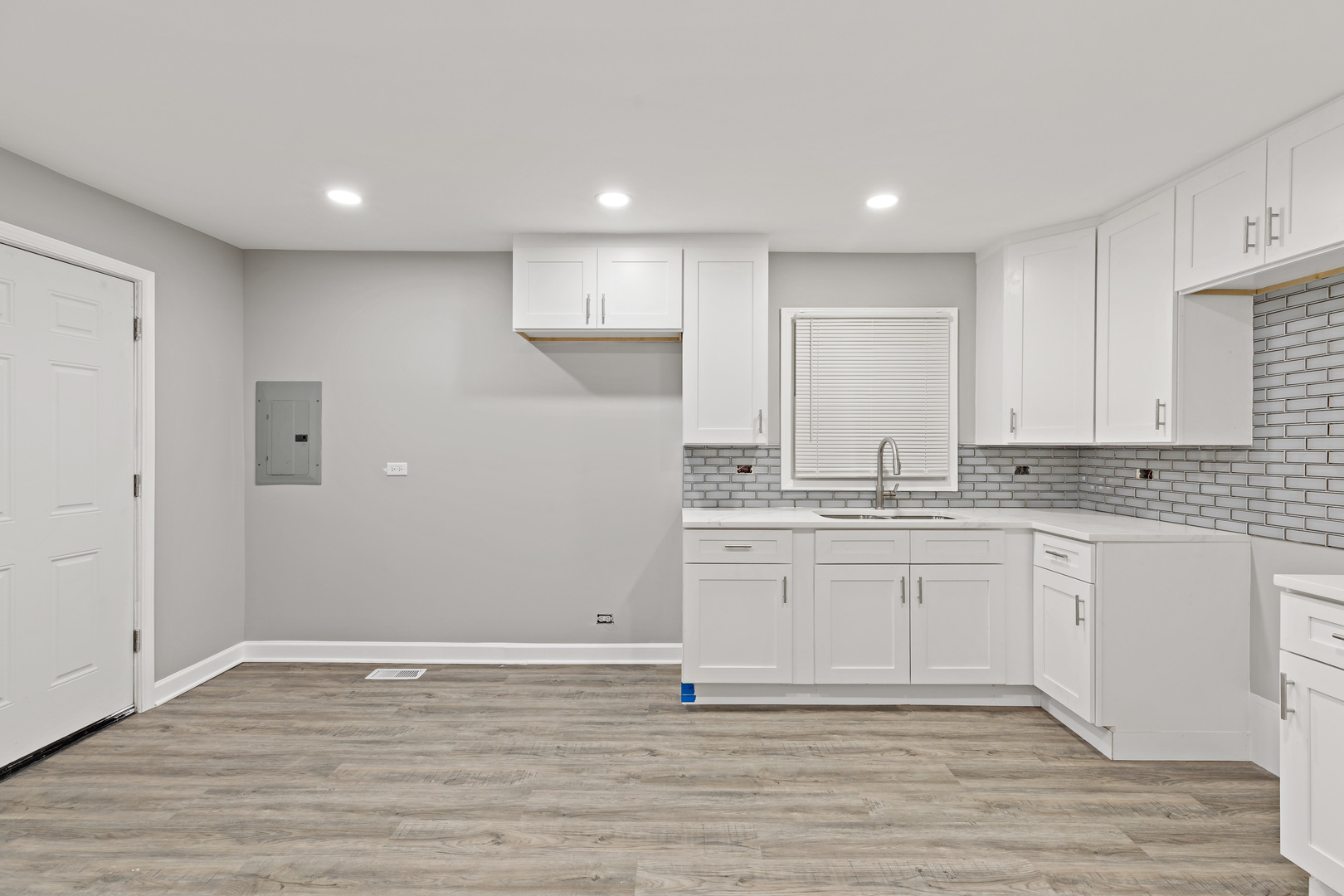 432 West Hickory Street Chicago Heights, IL 60411 - Photo 7 of 23 a view of kitchen with granite countertop cabinets and sink