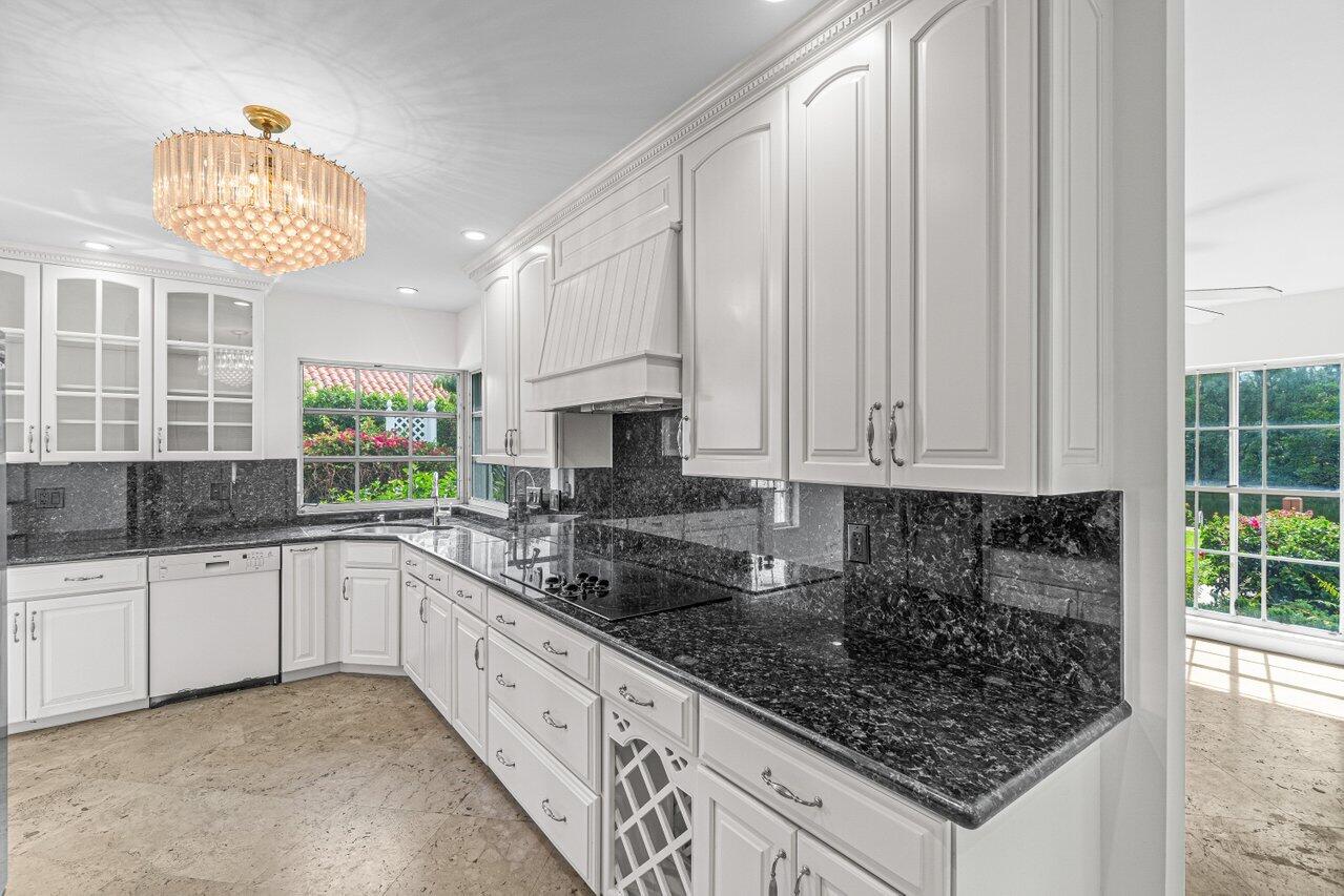 15 Spoonbill Road Manalapan, FL 33462 - Photo 15 of 69 031-15SpoonbillRoad-Lantana-FL-33462-SMA