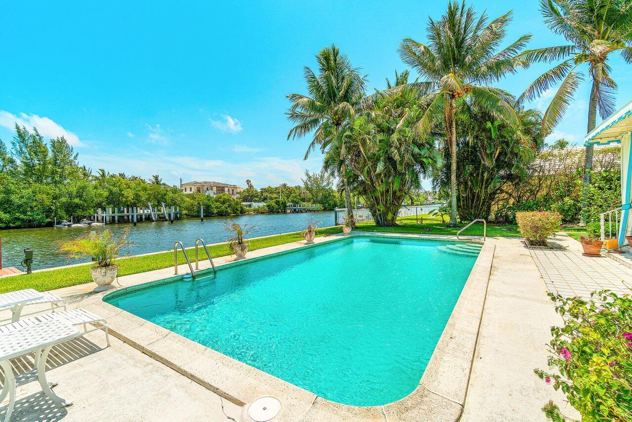 15 Spoonbill Road Manalapan, FL 33462 - Photo 5 of 69 011-15SpoonbillRoad-Lantana-FL-33462-SMA
