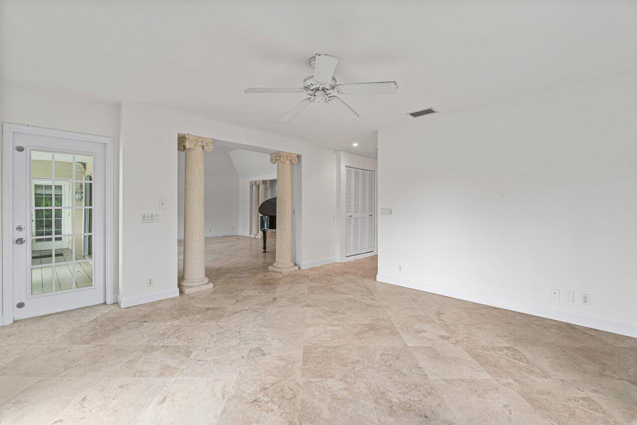 15 Spoonbill Road Manalapan, FL 33462 - Photo 9 of 69 038-15SpoonbillRoad-Lantana-FL-33462-SMA