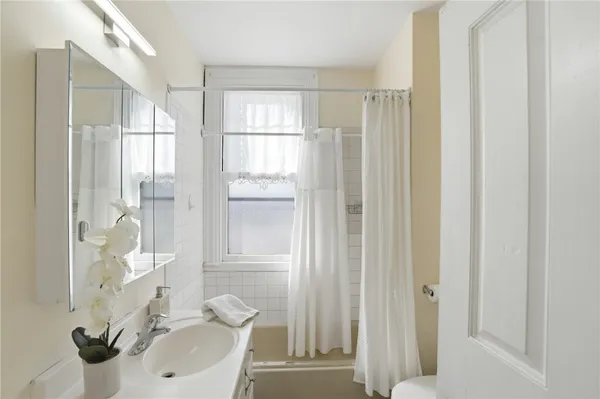 $320,000 | 265 Bowen Street, Unit 2, Providence, RI 02906