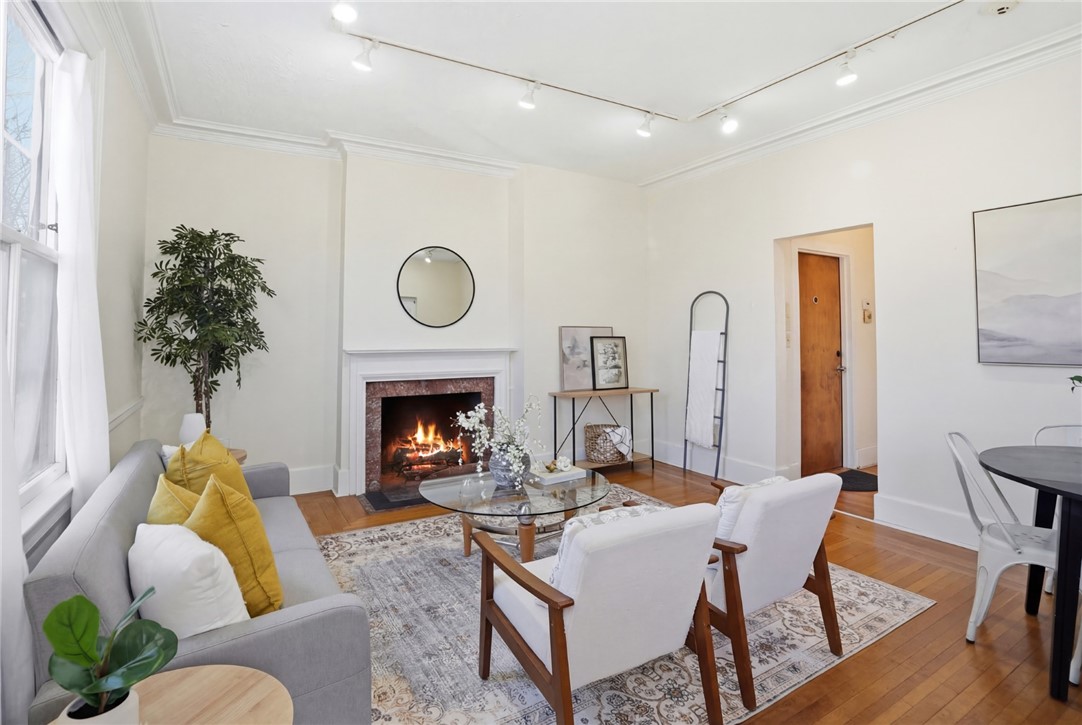 265 Bowen Street, Unit 2 Providence, RI 02906 - Photo 3 of 23