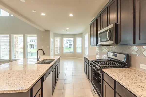 $2,950 | 3530 Lake Bella Megan Drive, Katy, TX 77493