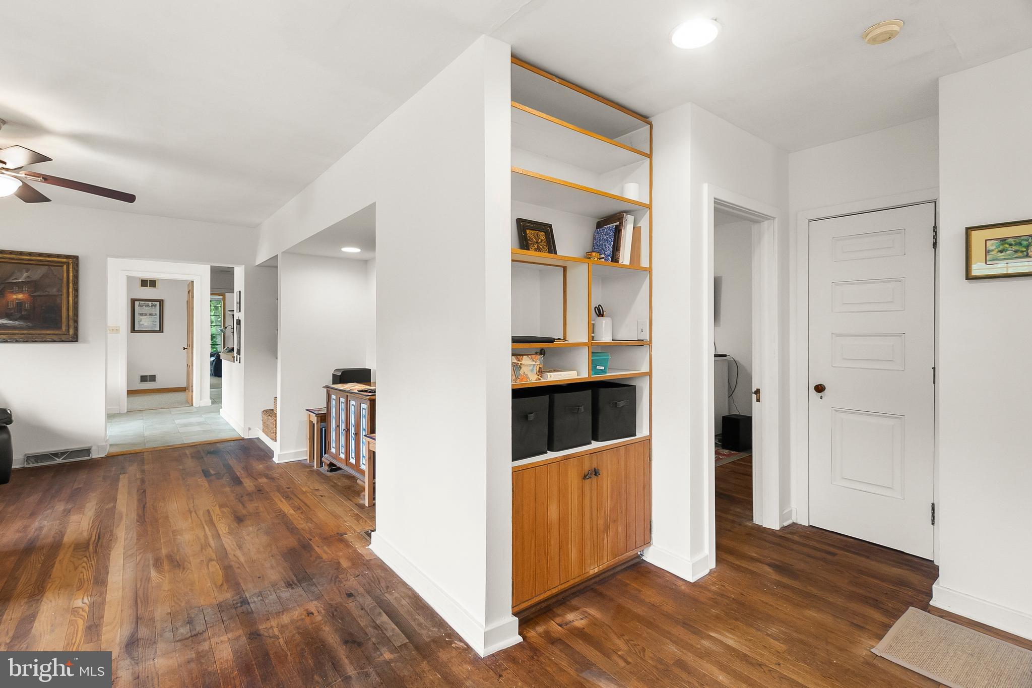 2124 Graves Road Hockessin, DE 19707 - Photo 46 of 86 Hallway into Bedroom 3.