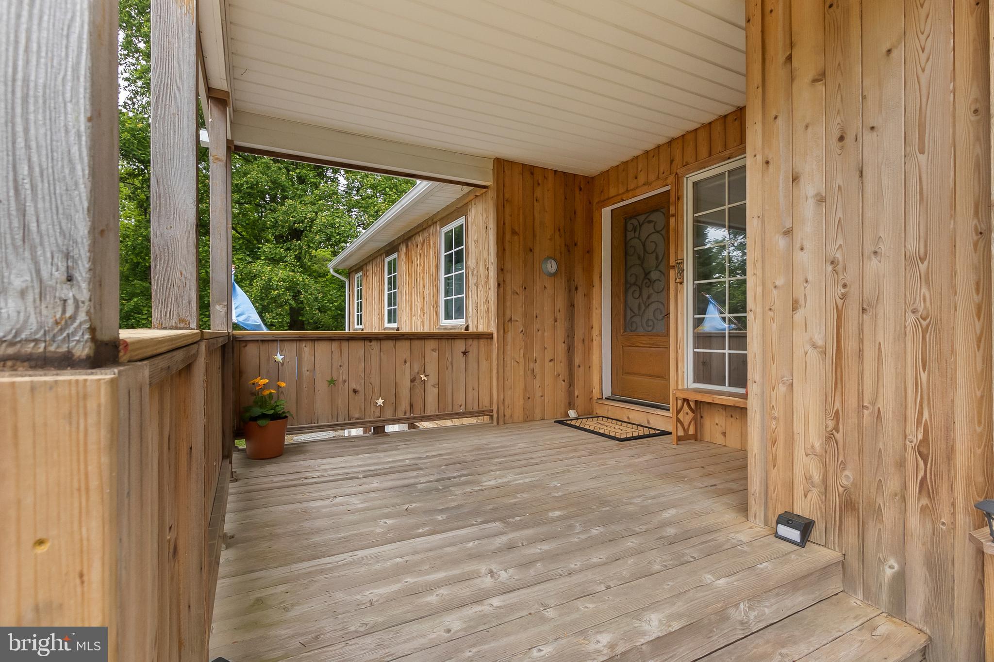 2124 Graves Road Hockessin, DE 19707 - Photo 6 of 86 Front Entryway into Main Foyer