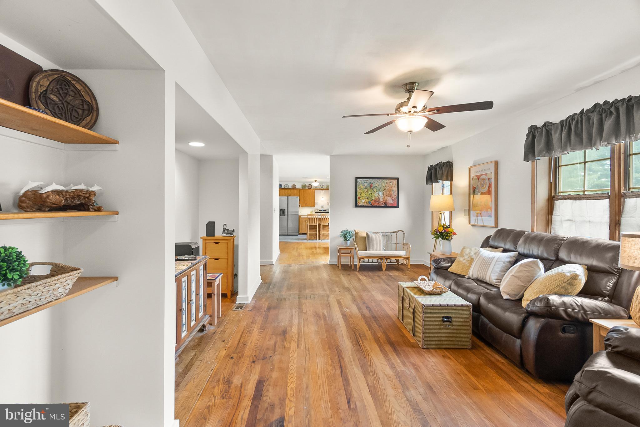 2124 Graves Road Hockessin, DE 19707 - Photo 9 of 86 To the right, the living room, bright and spacious