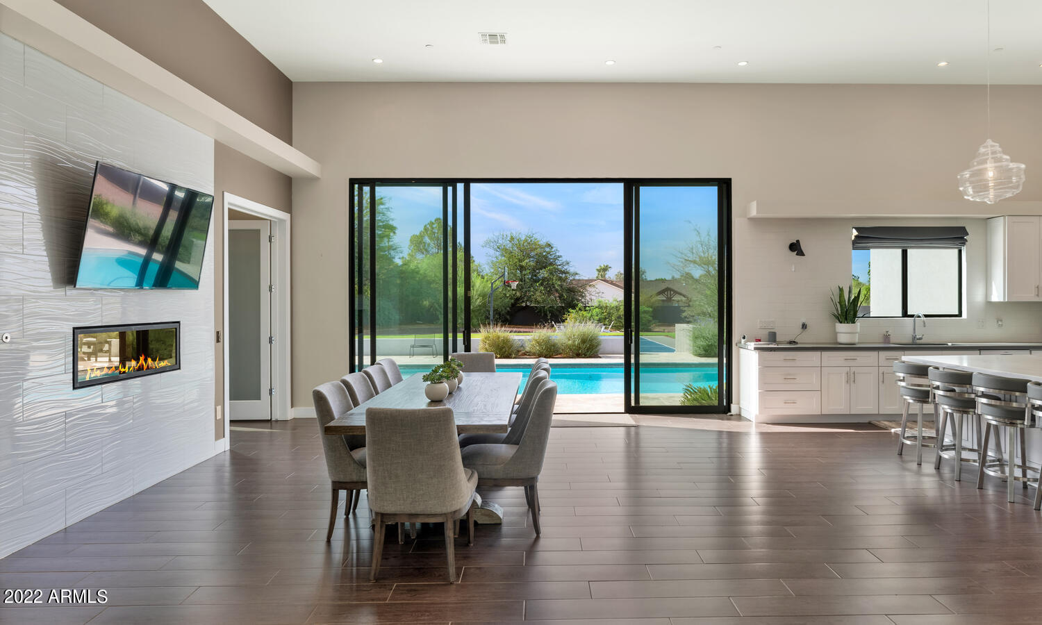 10195 East Cactus Road Scottsdale, AZ 85260 - Photo 5 of 34 10195 E Cactus Rd-large-010-007-10195 E