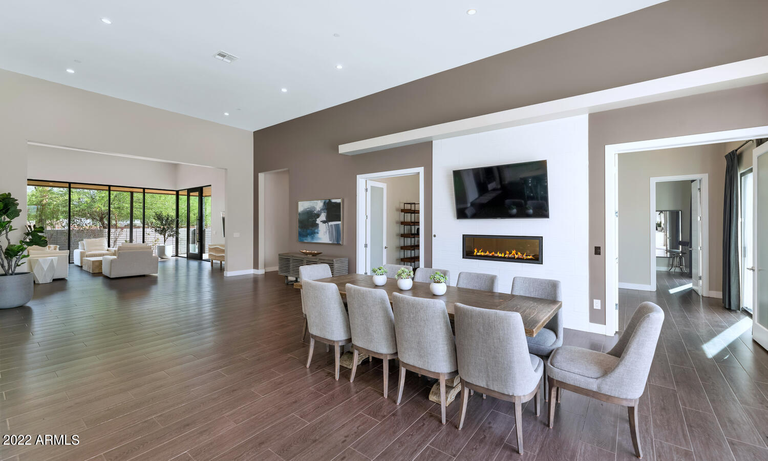 10195 East Cactus Road Scottsdale, AZ 85260 - Photo 6 of 34 10195 E Cactus Rd-large-012-017-10195 E