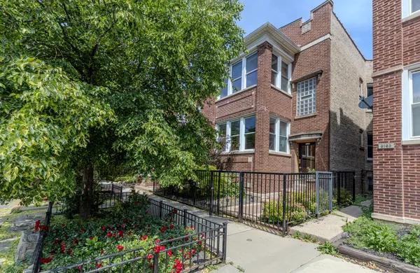 $845,000 | 3130 West Wilson Avenue, Chicago, IL 60625
