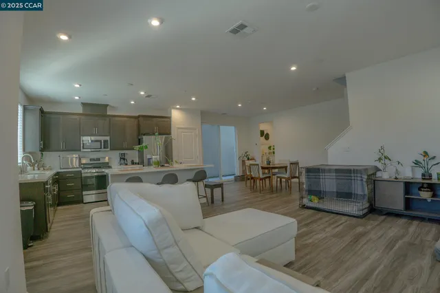 $708,000 | 1412 Sanctuary Street, Pittsburg, CA 94565