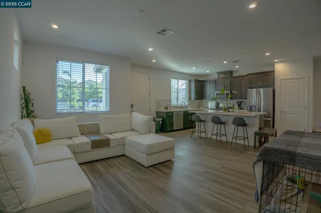 $708,000 | 1412 Sanctuary Street, Pittsburg, CA 94565