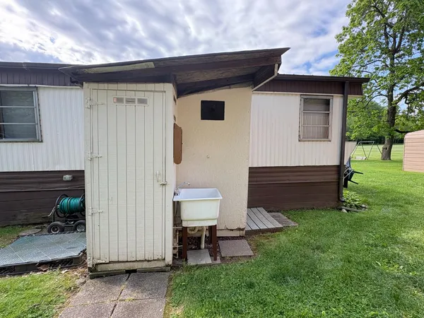 $99,900 | 10212 Highway 156, Vevay, IN 47043