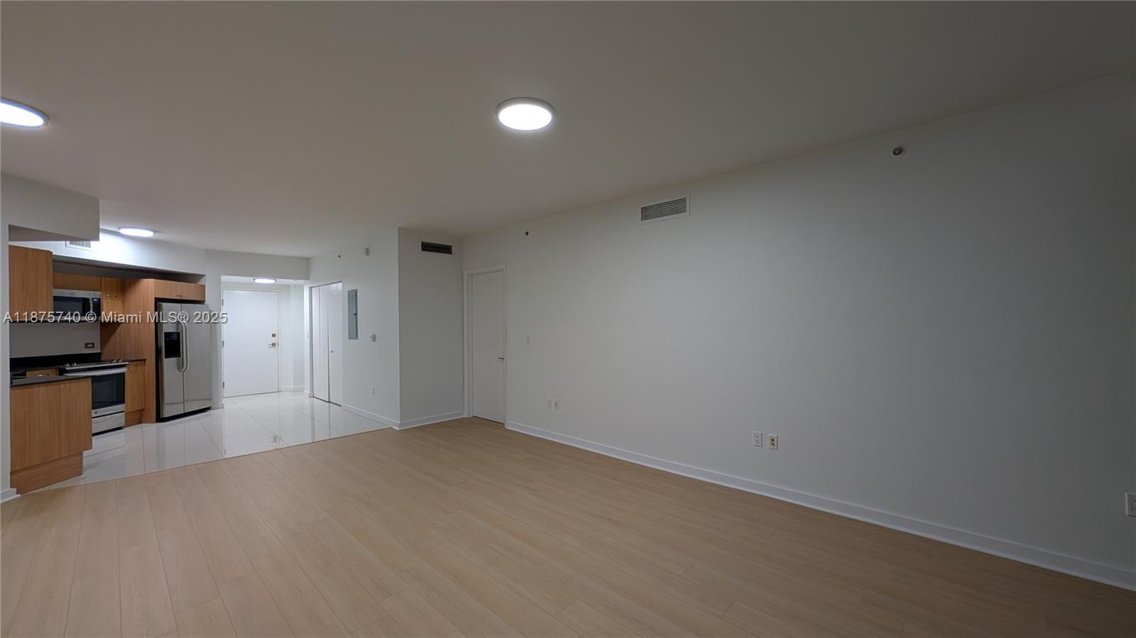 350 South Miami Avenue, Unit 1901 Miami, FL 33130 - Photo 17 of 81