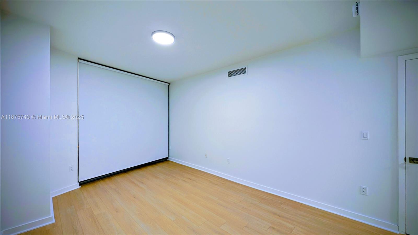 350 South Miami Avenue, Unit 1901 Miami, FL 33130 - Photo 25 of 81