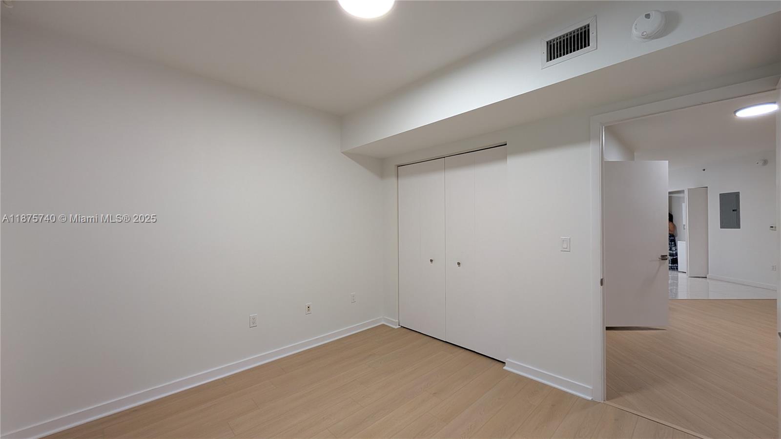 350 South Miami Avenue, Unit 1901 Miami, FL 33130 - Photo 34 of 81