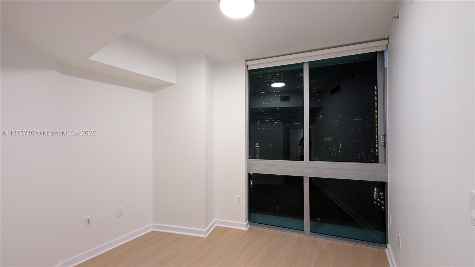 350 South Miami Avenue, Unit 1901 Miami, FL 33130 - Photo 41 of 81