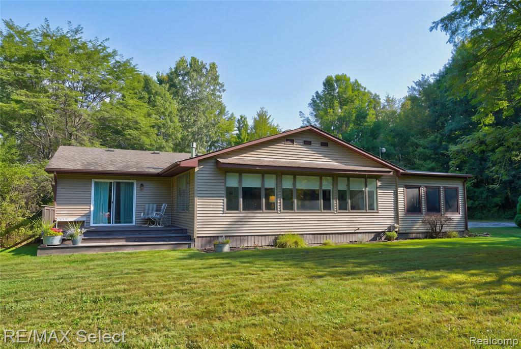 7030 Rathbun Road Birch Run, MI 48415 - Photo 4 of 58 Gallery Image 4