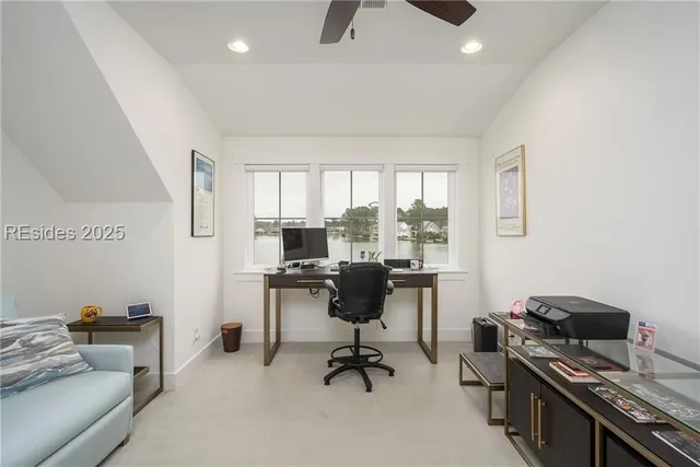 $1,049,000 | 604 Flatwater Drive, Bluffton, SC 29910