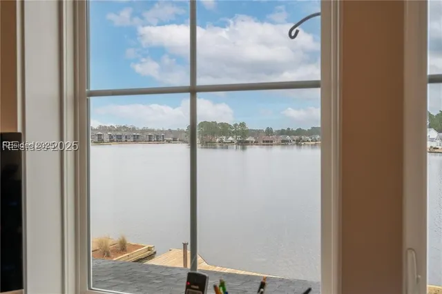 $1,069,000 | 604 Flatwater Drive, Bluffton, SC 29910