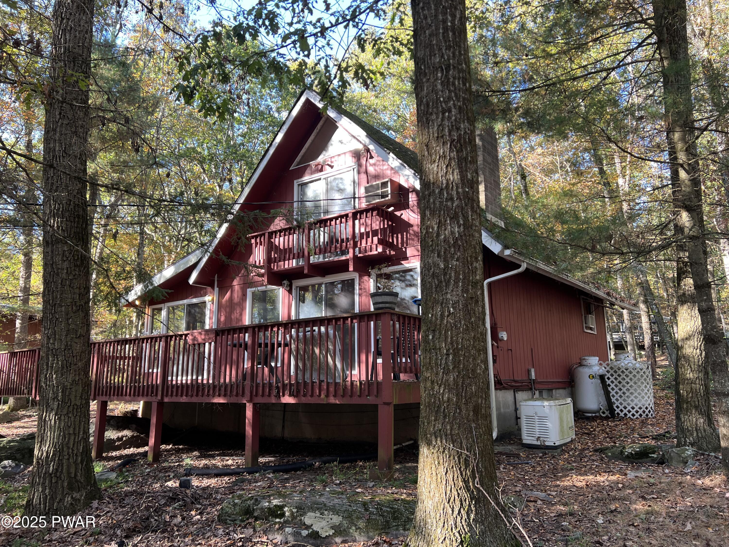 104 Heron Bay Road Hawley, PA 18428 - Photo 5 of 20