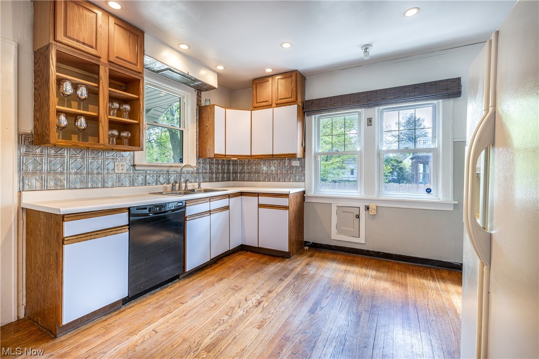 1383 Richmond Road Cleveland, OH 44124 - Photo 15 of 30 Gallery Image 15
