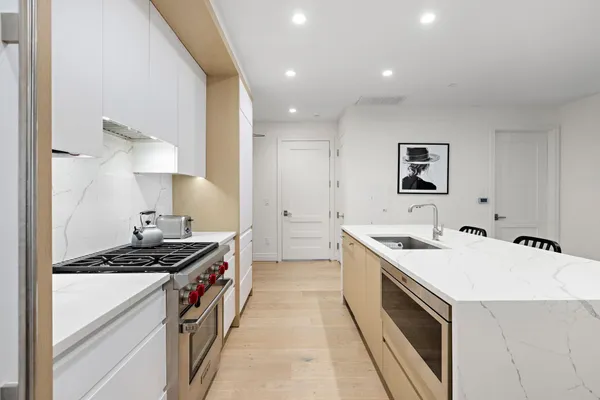 $1,675,000 | 720 Clinton Street, Unit 205, Hoboken, NJ 07030
