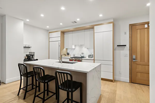 $1,675,000 | 720 Clinton Street, Unit 205, Hoboken, NJ 07030