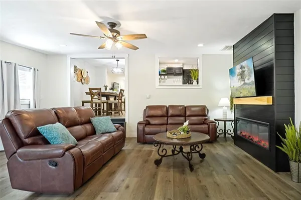 $2,800 | 232 Hiland Lane, Pottsboro, TX 75076