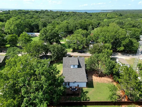 $2,800 | 232 Hiland Lane, Pottsboro, TX 75076