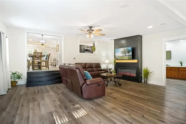 $2,800 | 232 Hiland Lane, Pottsboro, TX 75076