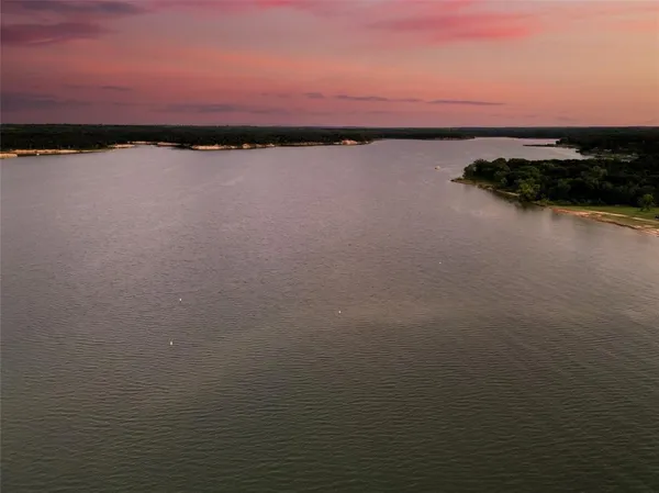 $2,800 | 232 Hiland Lane, Pottsboro, TX 75076