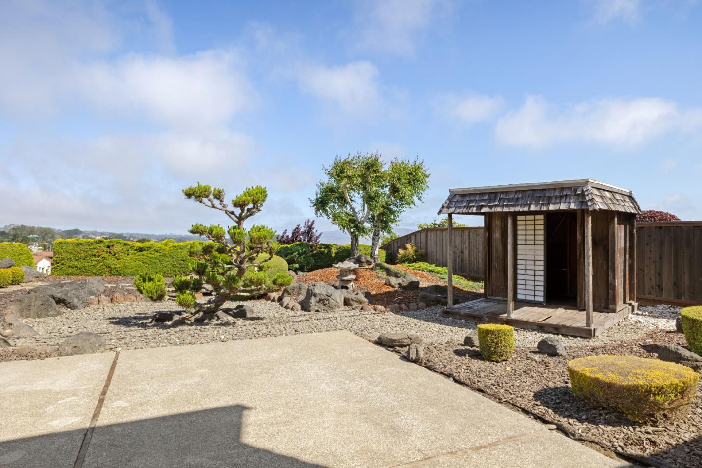1064 Springfield Drive Millbrae, CA 94030 - Photo 22 of 28