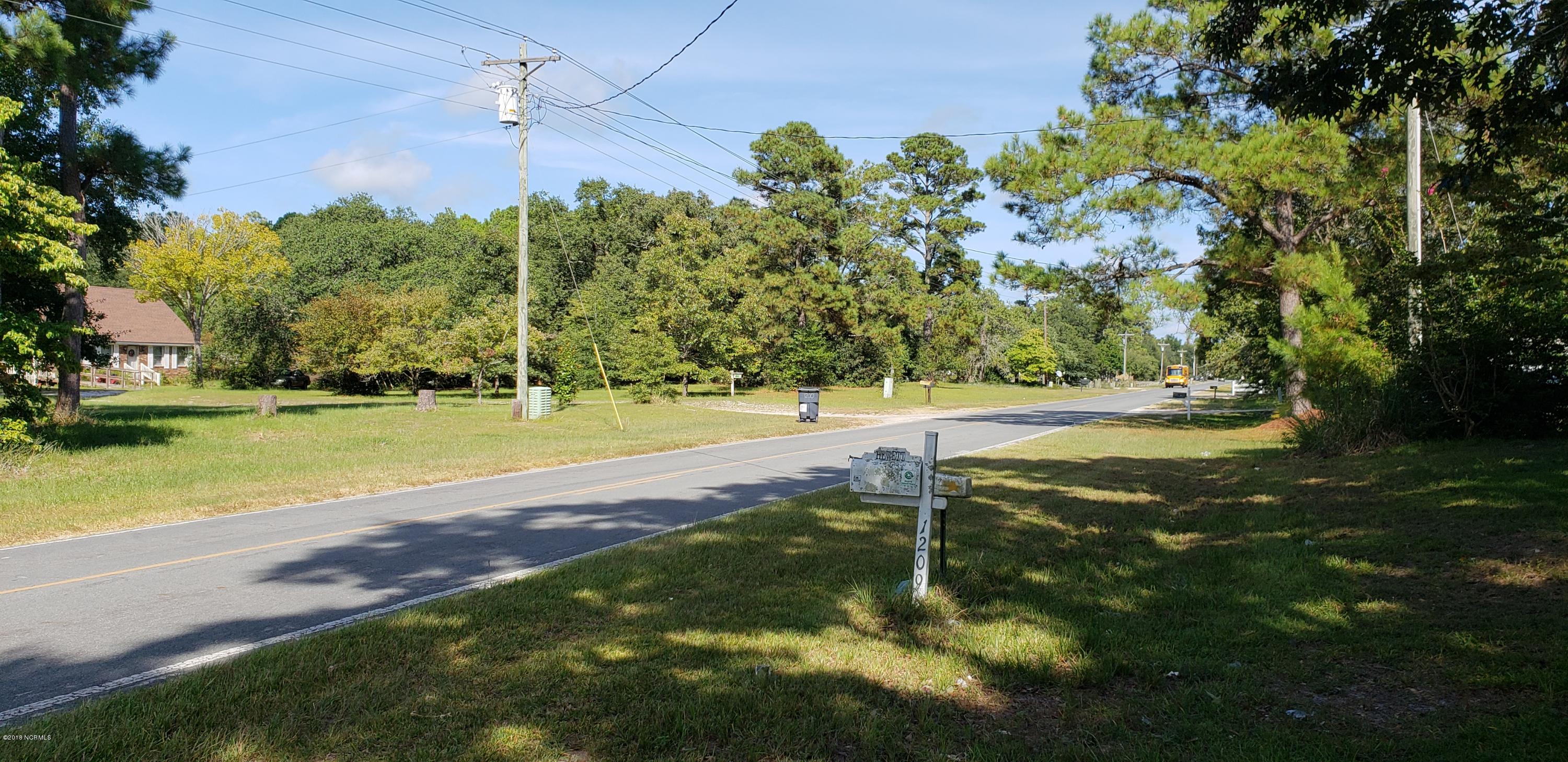 1209 Stanbury Road Southwest Supply, NC 28462 - Photo 2 of 14 20180827_161857