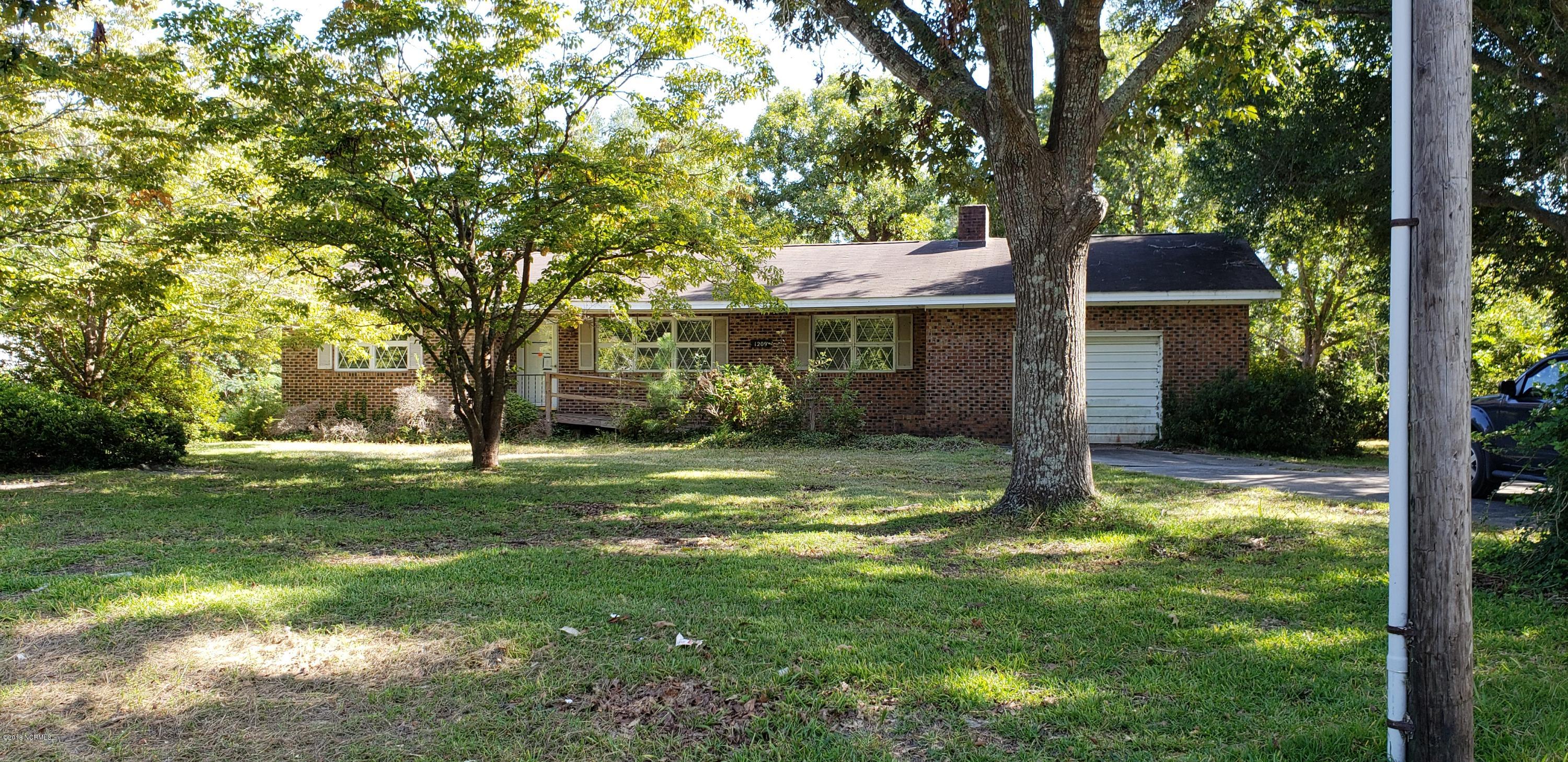 1209 Stanbury Road Southwest Supply, NC 28462 - Photo 3 of 14 20180827_161915