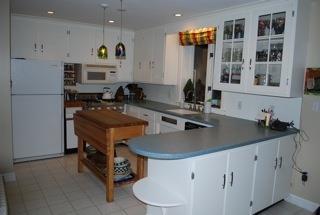 10 McKinley Road Falmouth, ME 04105 - Photo 5 of 21 Kitchen.