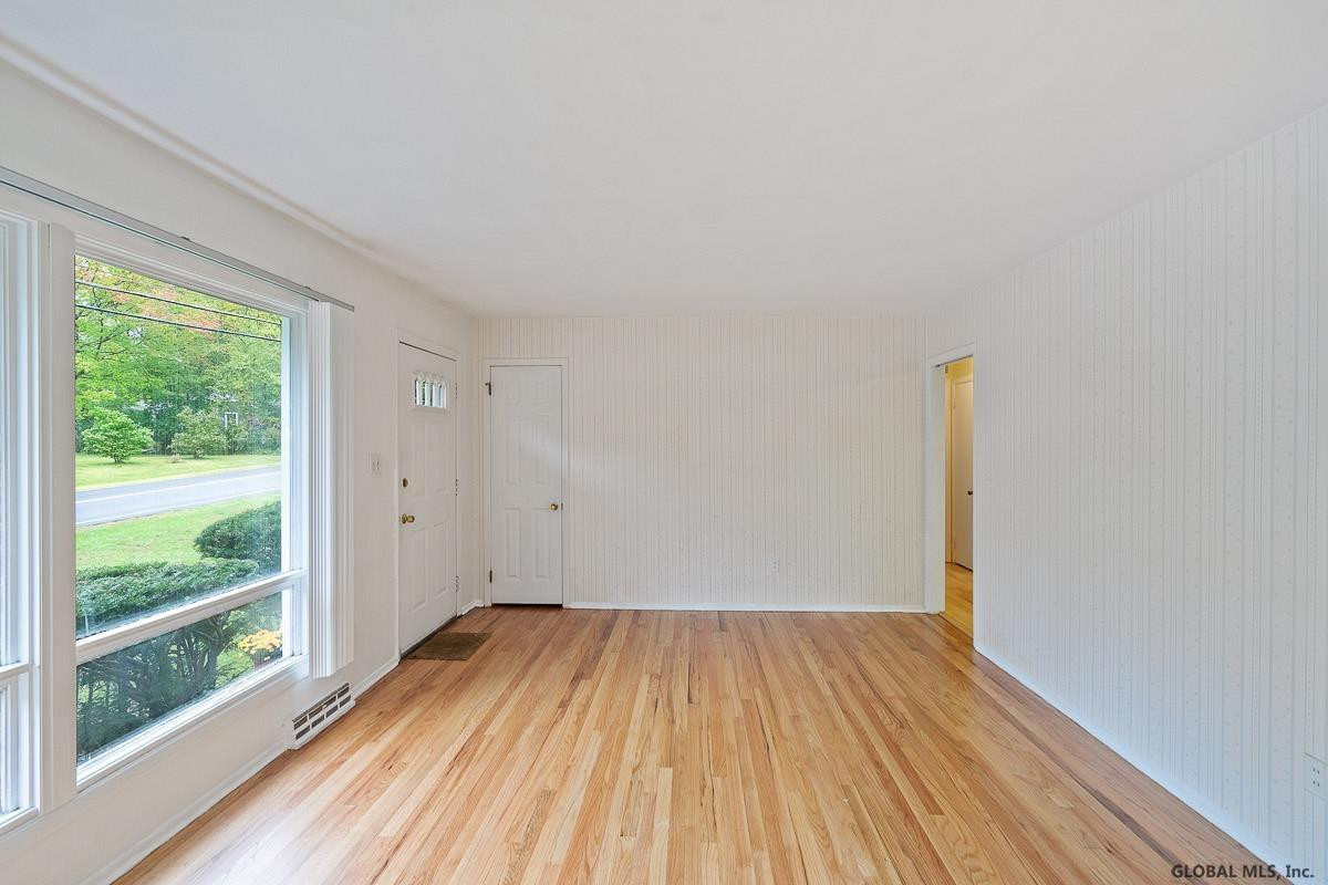 279 Vly Road Colonie, NY 12309 - Photo 25 of 55 Photo 25