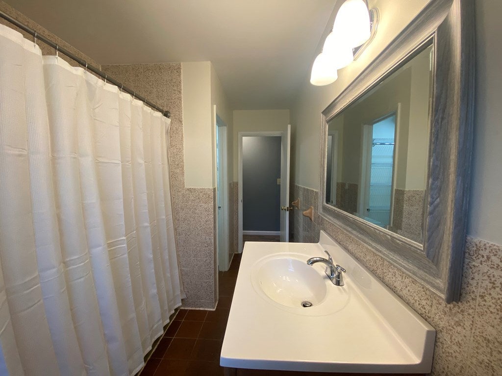 1436 Rickey Road Max Meadows, VA 24360 - Photo 15 of 27 Gallery Image 15