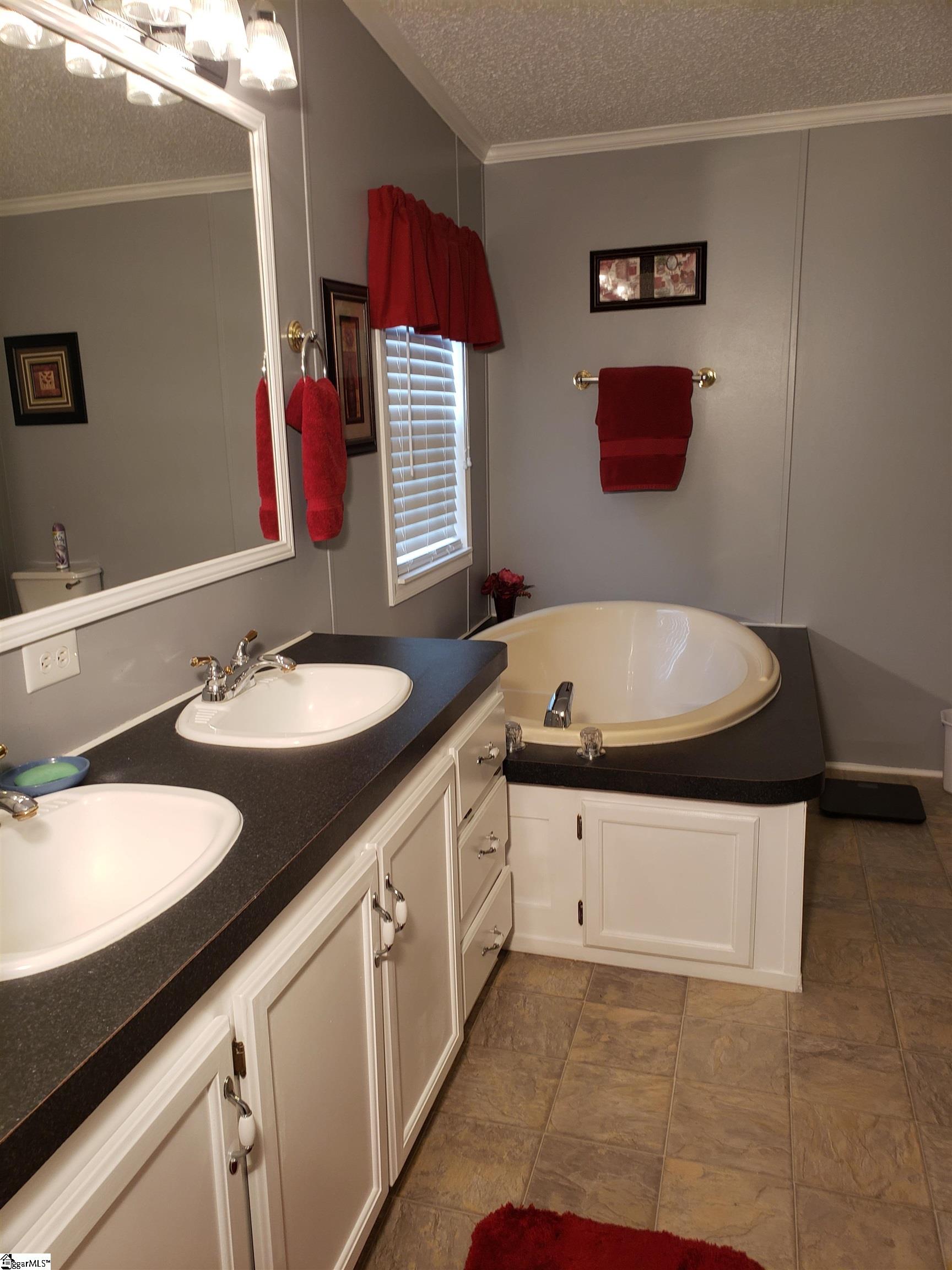 419 Nash Mill Road Fountain Inn, SC 29644 - Photo 11 of 25