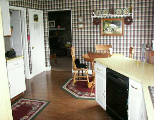 11233 Patterson Road Wakarusa, IN 46573 - Photo 5 of 8