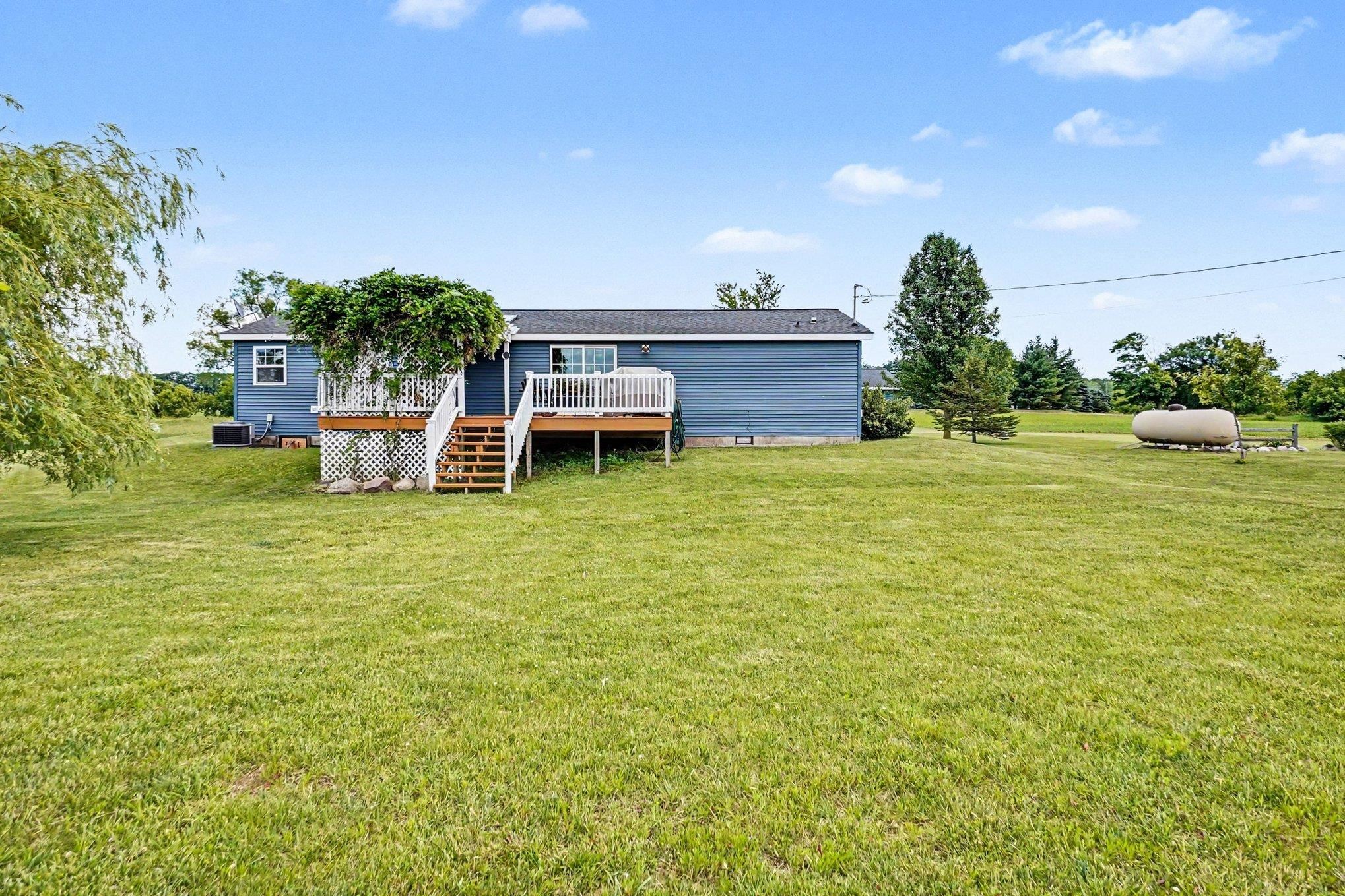 7520 South Woodruff Blanchard, MI 49310 - Photo 26 of 30 1947199-be524326-2e91-481a-b20b-62b18d6333dc.JPG