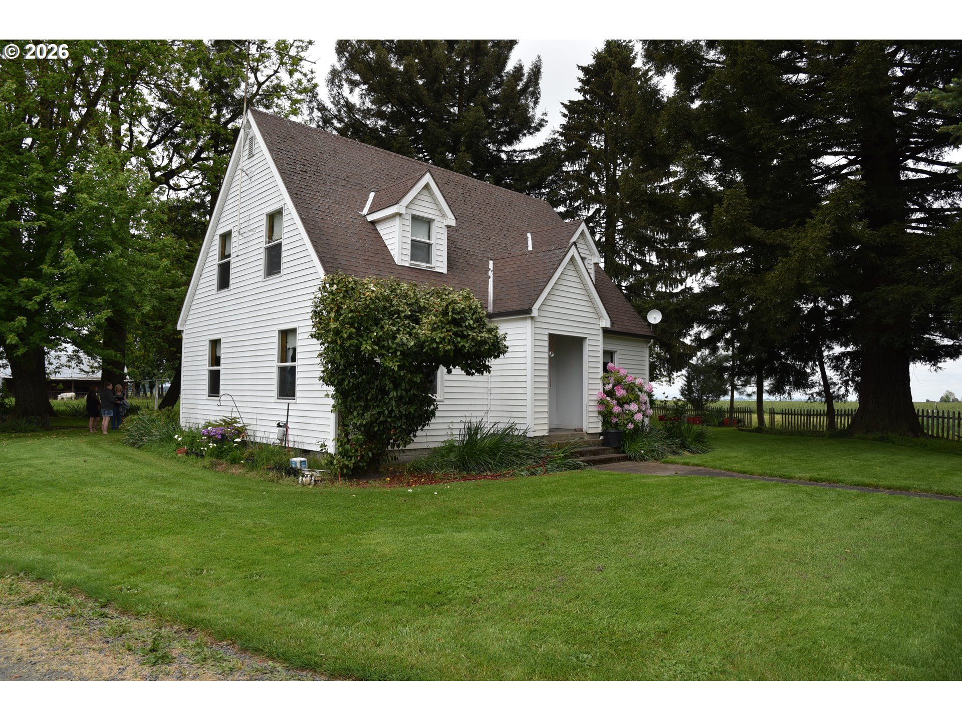25258 Rowland Road Harrisburg, OR 97446 - Photo 1 of 21
