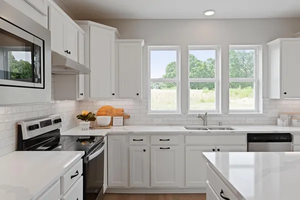 $549,990 | 19251 101st Place, Corcoran, MN 55374