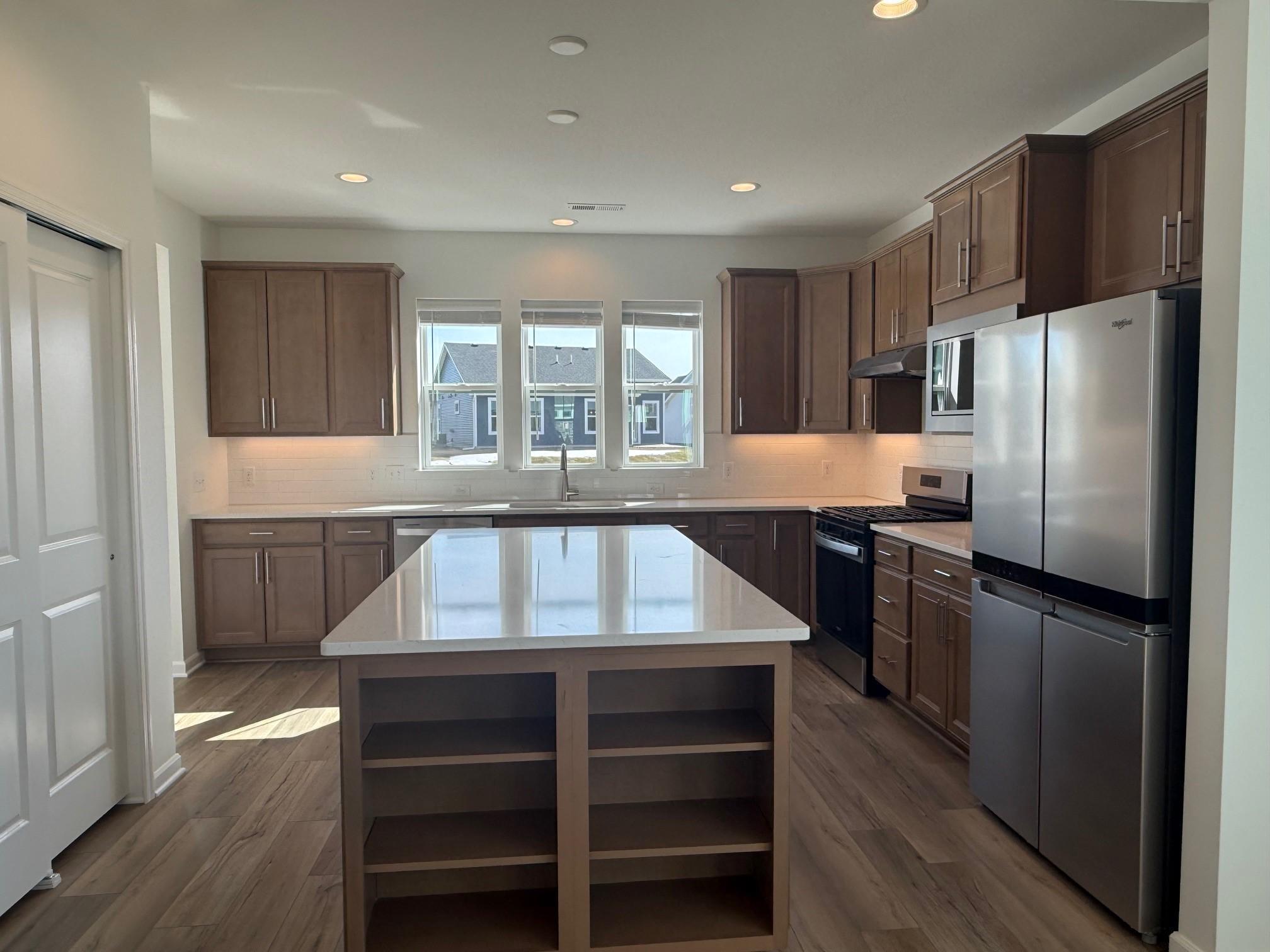 19251 101st Place Corcoran, MN 55374 - Photo 3 of 44