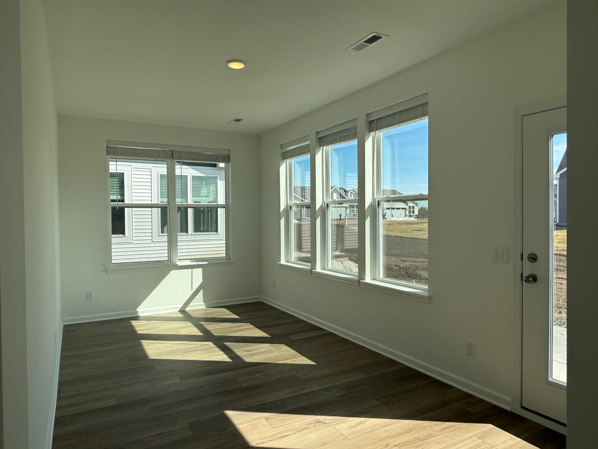 19251 101st Place Corcoran, MN 55374 - Photo 6 of 44