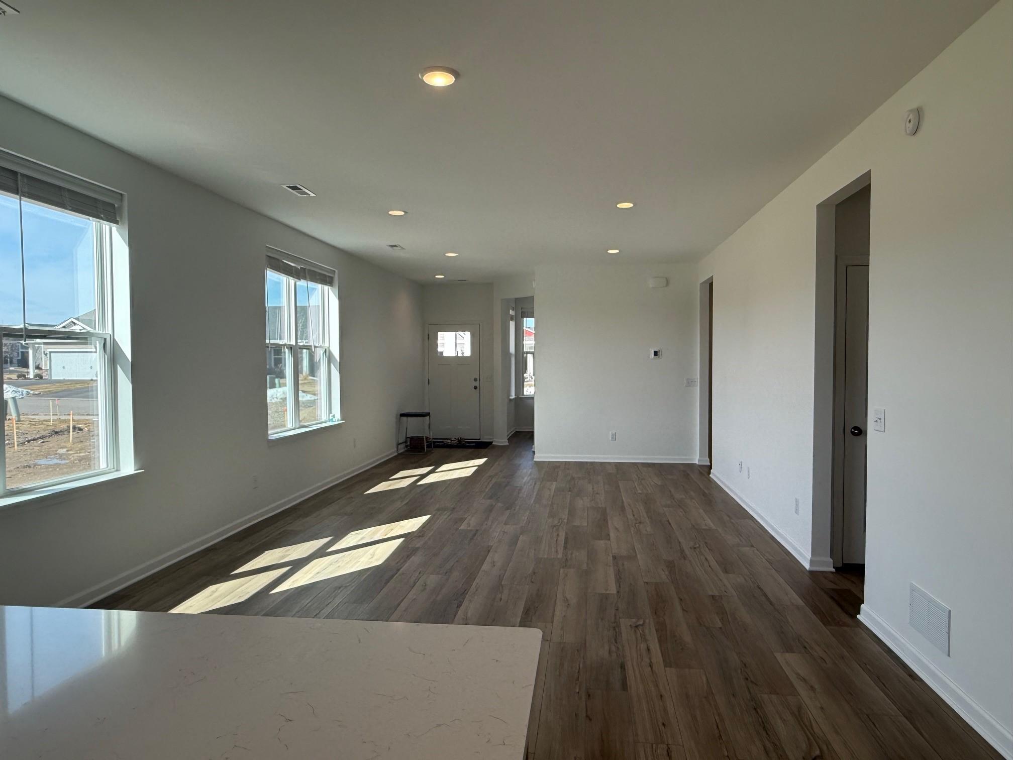 19251 101st Place Corcoran, MN 55374 - Photo 8 of 44