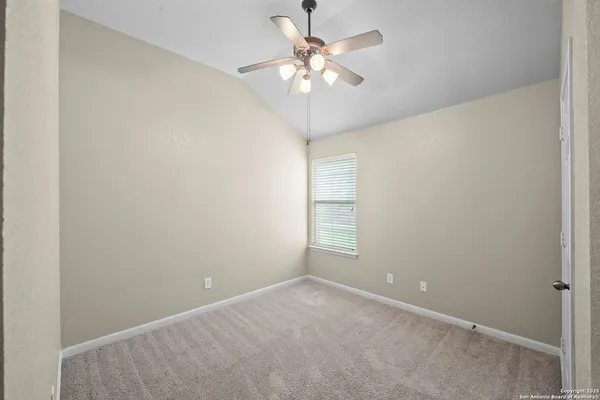 $1,900 | 132 Niemietz Cove, Cibolo, TX 78108