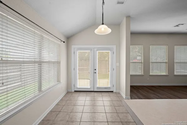 $1,900 | 132 Niemietz Cove, Cibolo, TX 78108