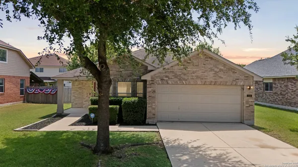 $1,900 | 132 Niemietz Cove, Cibolo, TX 78108